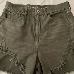 American Eagle Size 6 Shorts